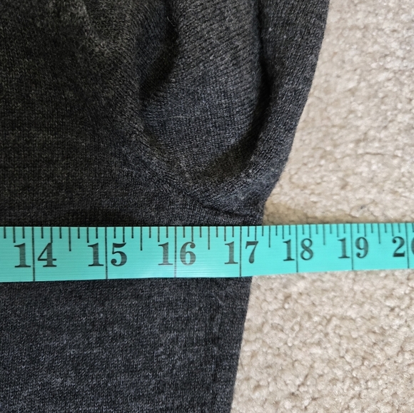 CAROLE LITTLE Extra Fine Merino Wool Gray Shawl Collar Cardigan. Size M - Picture 12 of 14